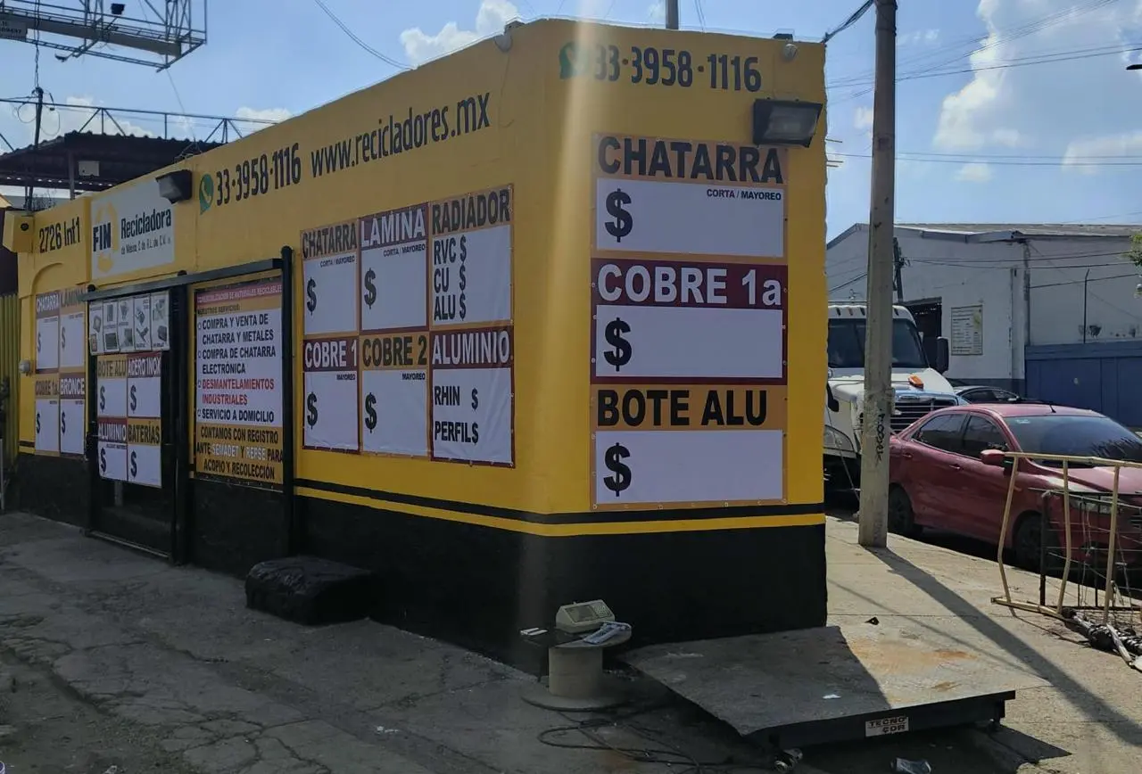 Fachada de FIN Recicladora sucursal Zona Industrial