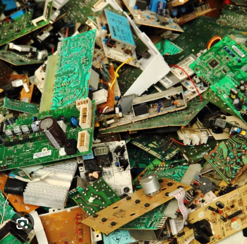Tarjetas y componentes de scrap electrónico