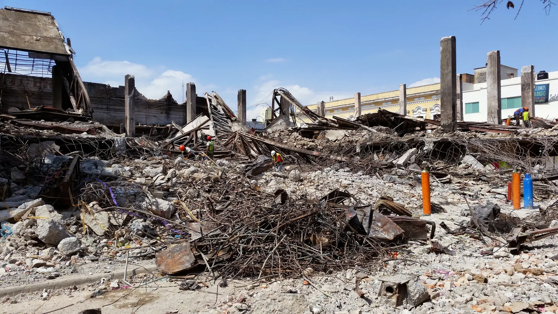 Proyecto de demolición y recuperación de materiales realizado por FIN Recicladora